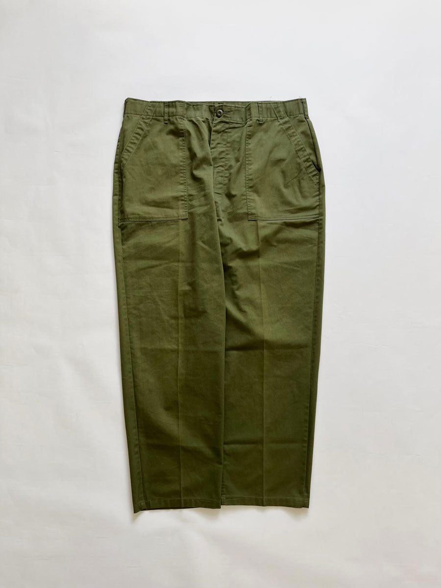 Fatigue pants OG 507. Production 1970. In deadstock condition. Military uniform that represented a turning point in the history of military clothing of the US Army.