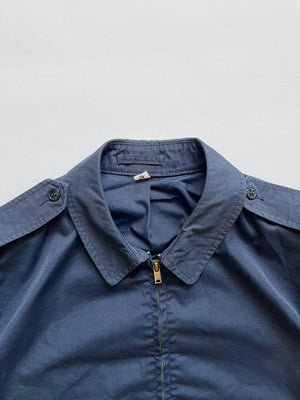 Summer jacket coming directly from the 60s and used by the US Air Force. Boxy fit, with shoulder pads and Scovill zip. Perfect jacket for spring and summer season.