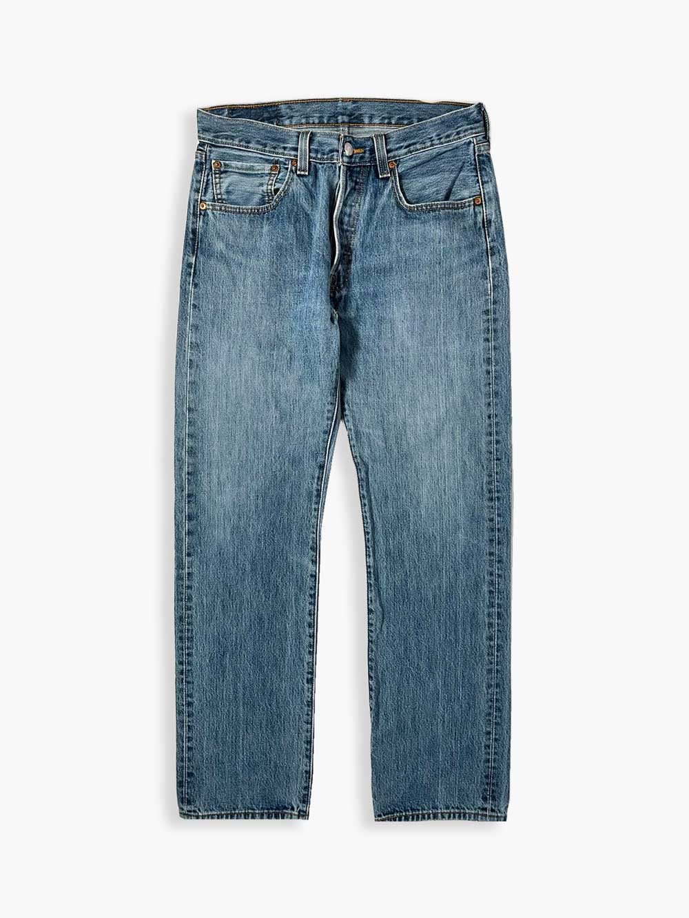Levi's vintage 501 size 30W 32L. Step into timeless style with this authentic vintage medium blue Levi's. Extreme quality fabric with unique color shades.