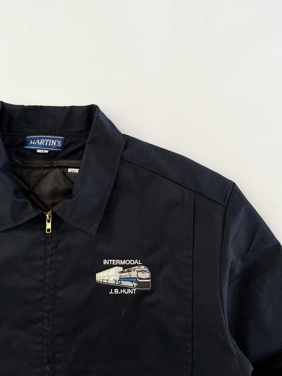 Vintage work jacket produced in the 1990s by Martin's. Quality fabric and perfectly maintained over time. YKK zip and patch applied on the front.