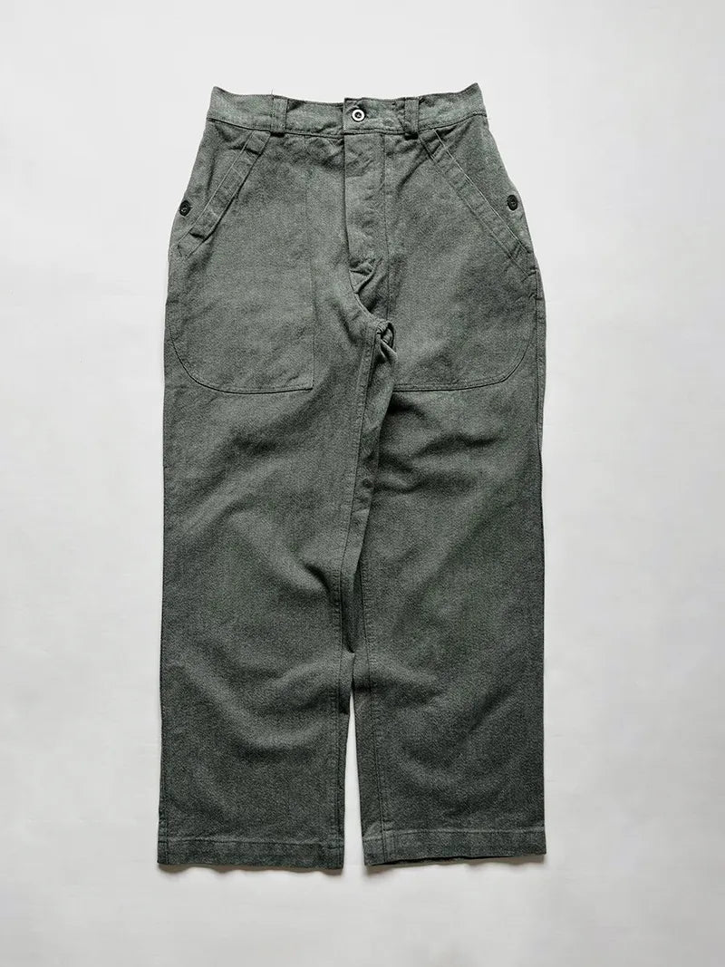 Authentic Swiss Army work trousers in denim, issued from 1950 to 1990 for military and prison use. Vintage government gear. Size W31 L32.