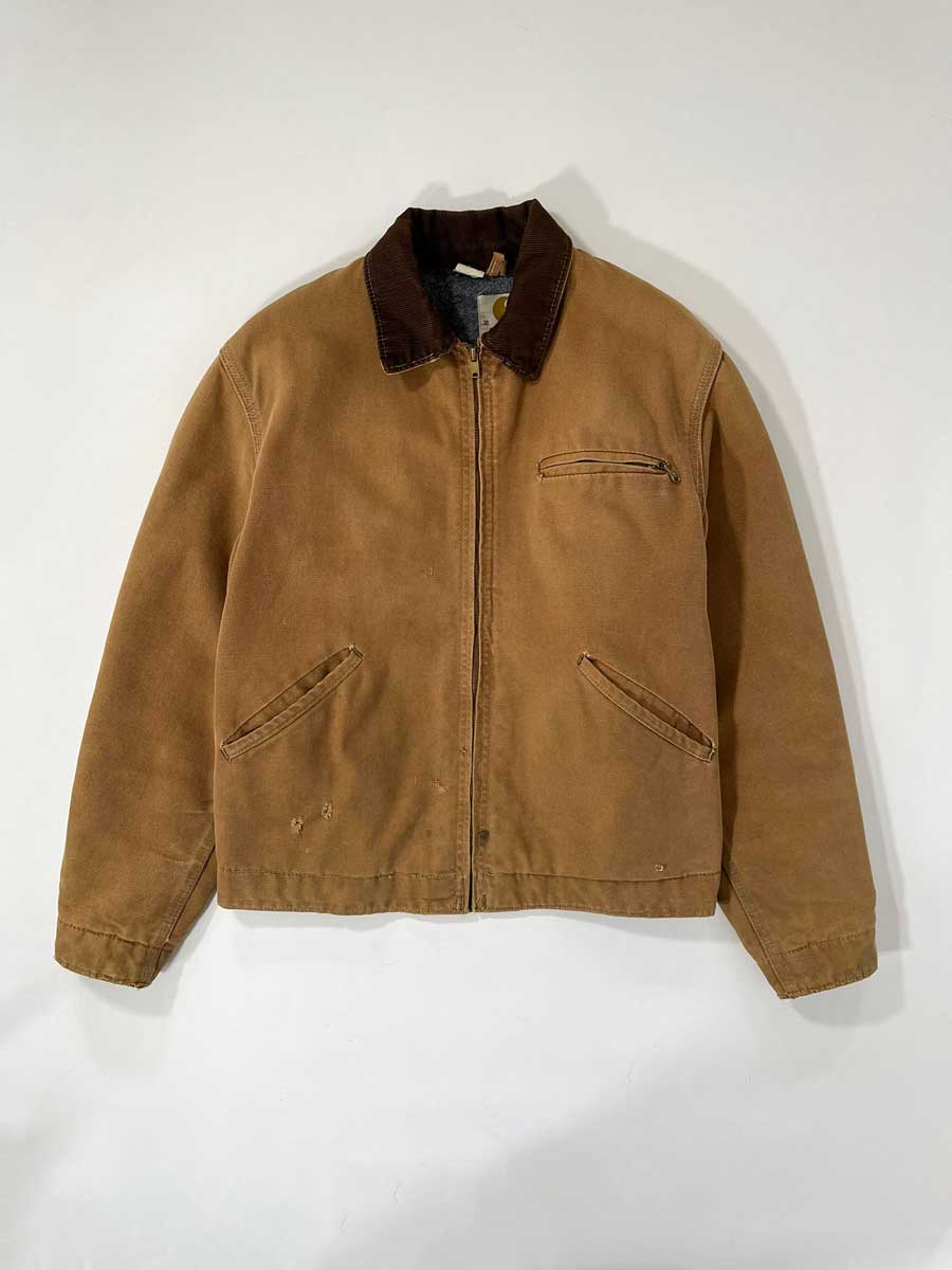 Carhartt Detroit jacket vintage rare beige from the 70s, made in USA. Small Talon zip on the pocket and Scovill zip. Cotton exterior and wool interior.