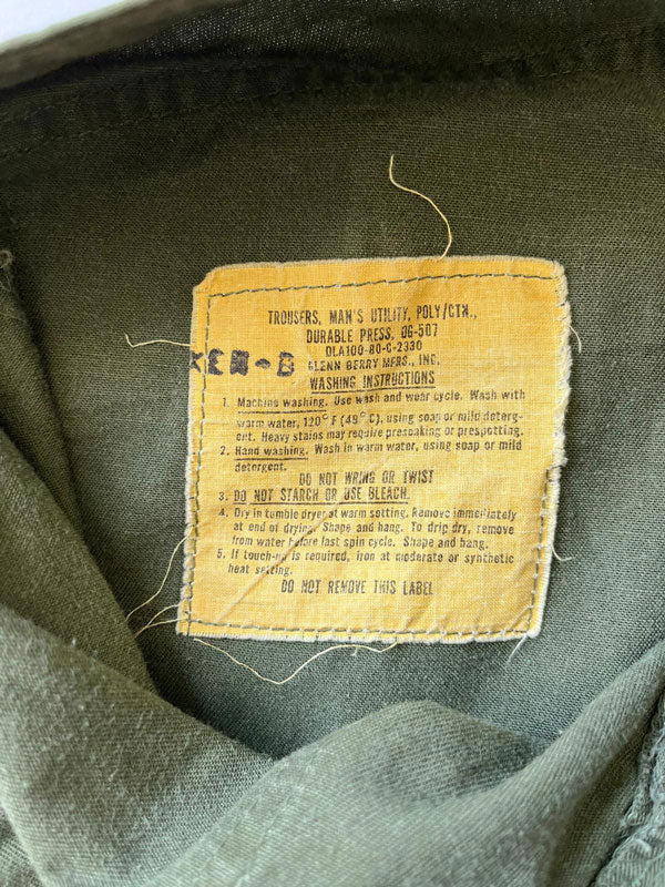 OG 507 Army pants vintage - 31x33. Production 1980. Deadstock condiction. Get the rugged look you crave with OG-507 pants, ideal for work or weekend adventures