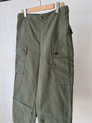 92s Dutch Army cargo pant 33x32