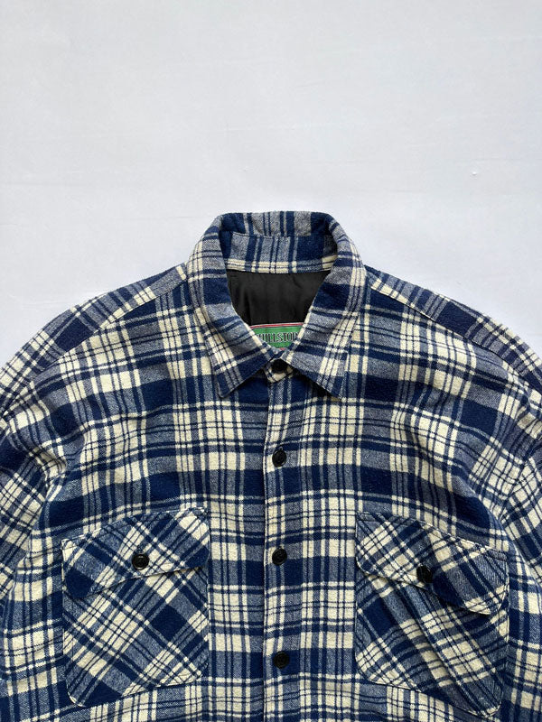 Flannel shirt jacket vintage. Size Large. Quality cotton and perfectly maintained over time. The shirt represents the perfect 90s style. In 100% cotton.