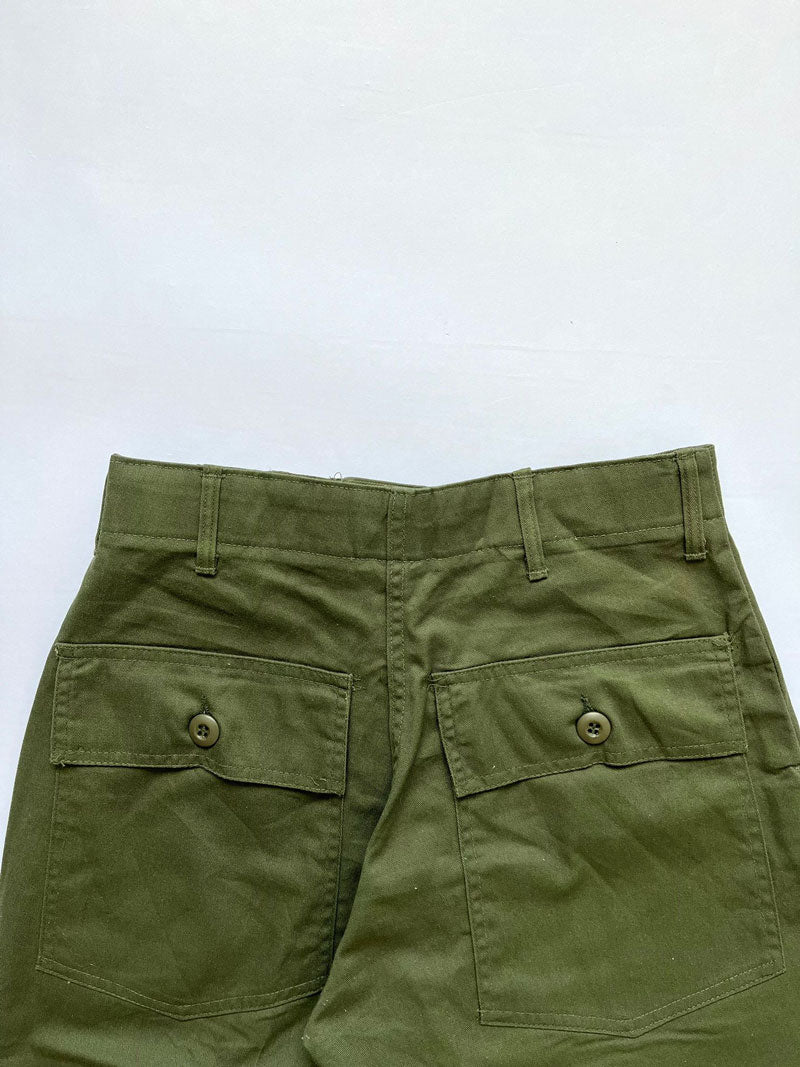 OG 507 Trousers zip Scovill 28x29. Production 1980. In deadstock condition. Find your fit with OG-507 pants, crafted for everyday wear and lasting performance