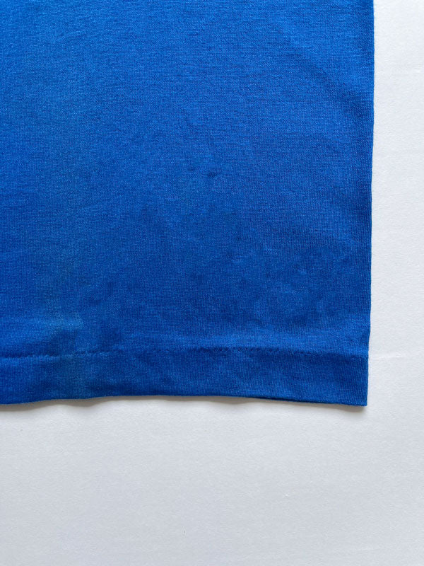 1990s Cigarette single stitch tee. Hanes brand made in USA, produced in the 90s. Size M Bright blue color representing cigarette. Unique vintage product.