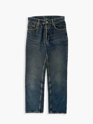 Levi's vintage 501 dark blue 90s. Step into timeless style with this authentic levi's proudly made in the USA. Quality denim cotton from United States.