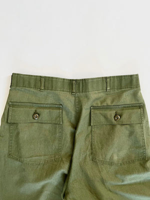 OG 507 military pants vintage 36x33. Production 1980. In deadstock condition. Embrace vintage military style with OG-507 pants, designed for comfort and resilience.
