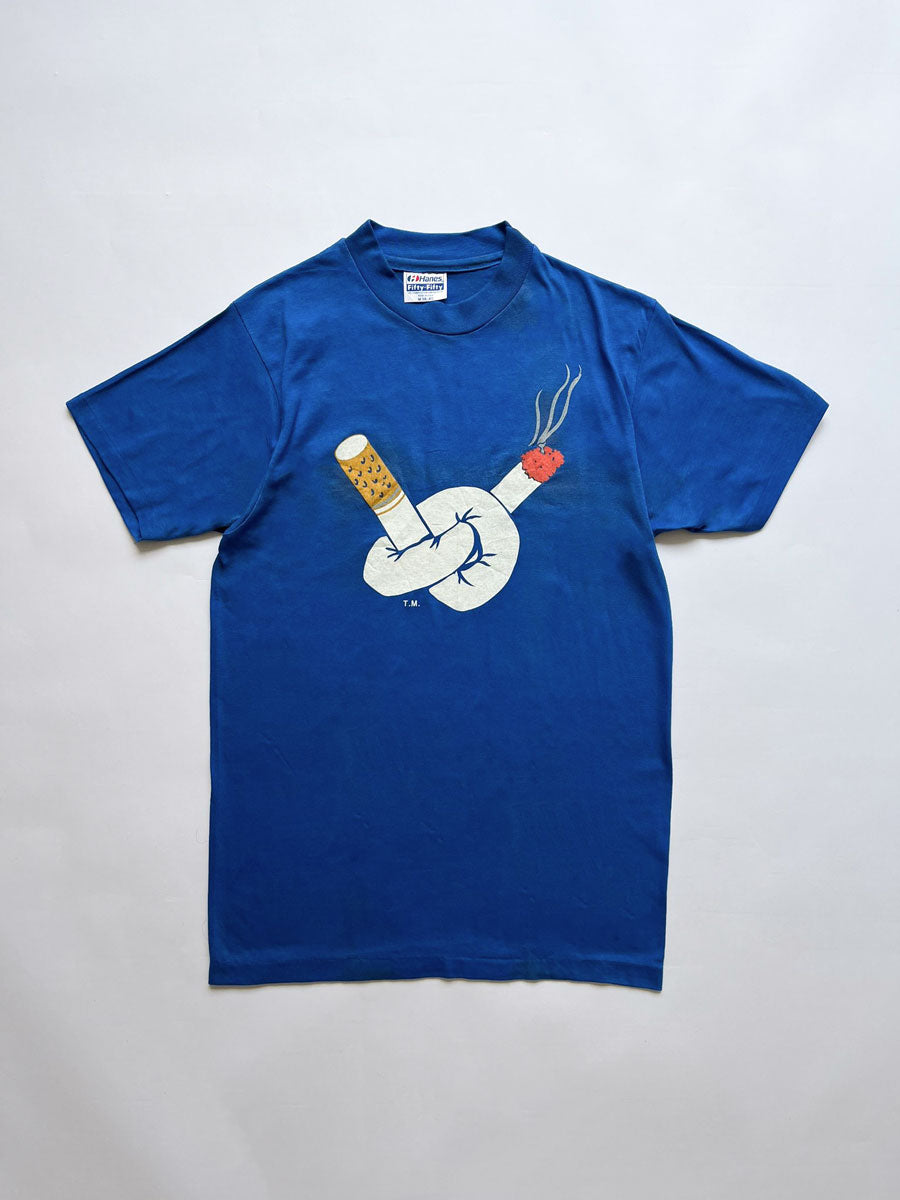 T shirt vintage 1990s Cigarette single stitch. Hanes brand made in USA, produced in the 90s. Size M Bright blue color representing cigarette. Unique vintage product.