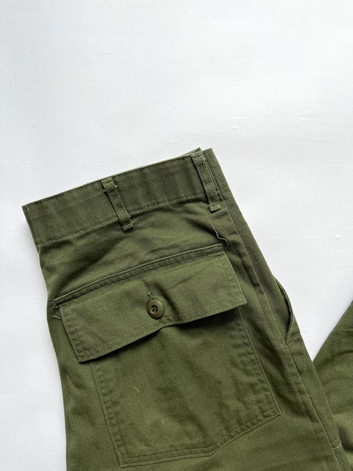 OG-507 pants 1980 vintage 30x32. Production 1980. Versatile and stylish, OG-507 pants are a must-have for anyone seeking a military-inspired look. Zip Ideal.