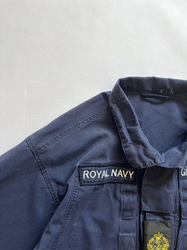 Royal Navy Work Jacket combat warm weather. Jacket used by the English navy with applied "CIS" patch representing the section specialized in telecommunications.