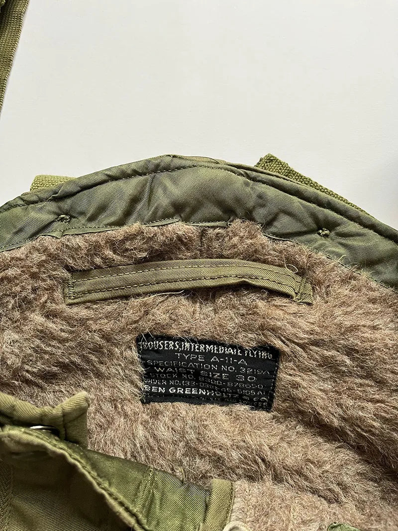 Label of pant