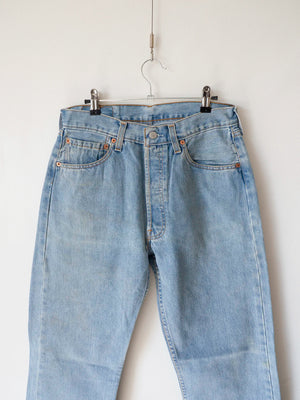 Levi's vintage 501 medium blue (29x34)