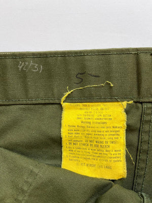 Fatigue pants OG 507. Production 1970. In deadstock condition. Military uniform that represented a turning point in the history of military clothing of the US Army.