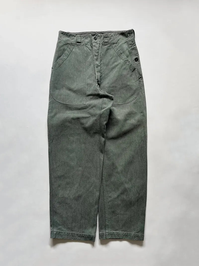 Vintage Swiss Army Work Pants in denim, made for the government from 1950 to 1990 and used primarily by the Swiss army and prison guards. Size W32 L34