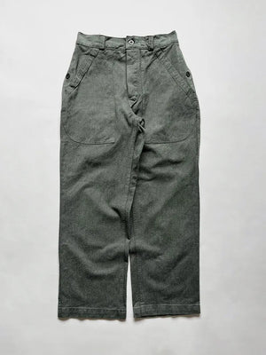 Authentic Swiss Army work trousers in denim, issued from 1950 to 1990 for military and prison use. Vintage government gear. Size W31 L32.