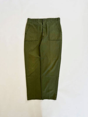 Fatigue pants OG 507. Production 1980. In deadstock condition. Military uniform that represented a turning point in the history of military clothing of the US Army.