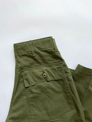 Fatigue pants OG 507. Production 1980. In deadstock condition. Military uniform that reOG 507 Trousers zip Scovill 28x29. Production 1980. In deadstock condition. Find your fit with OG-507 pants, crafted for everyday wear and lasting performance