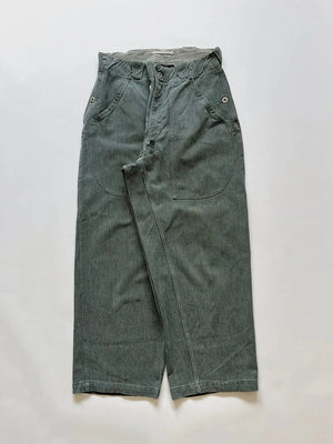 Vintage Swiss Army denim pants, issued from 1950–1990 for military and prison staff. Vintage government piece. Size W30 L30. Salt & pepper cotton.