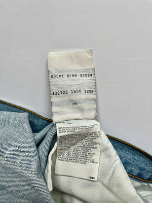 Levi's vintage 501 medium blue (29x34)