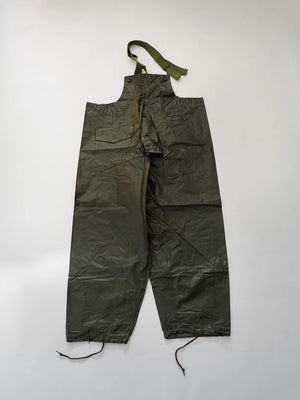 Italian Navy rain pant, dating back to the 1980s/1990s. Made of fully waxed canvas, designed to offer maximum rain protection in harsh operating conditions.