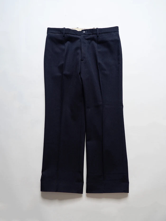 Navy blue tailored trousers from the 1989 Italian Air Force, made of cotton. Featuring high-quality craftsmanship. Zip fly.Navy Blue.In perfect condition.