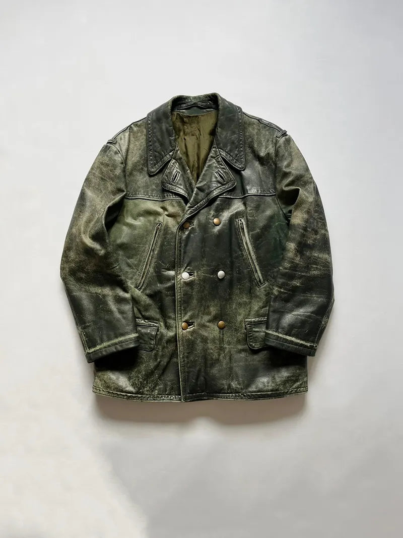 German Brauch and Frey leather jacket produced approximately between the 50s and 60s. Complete with original label. Leather with incredible shades and opti zip.