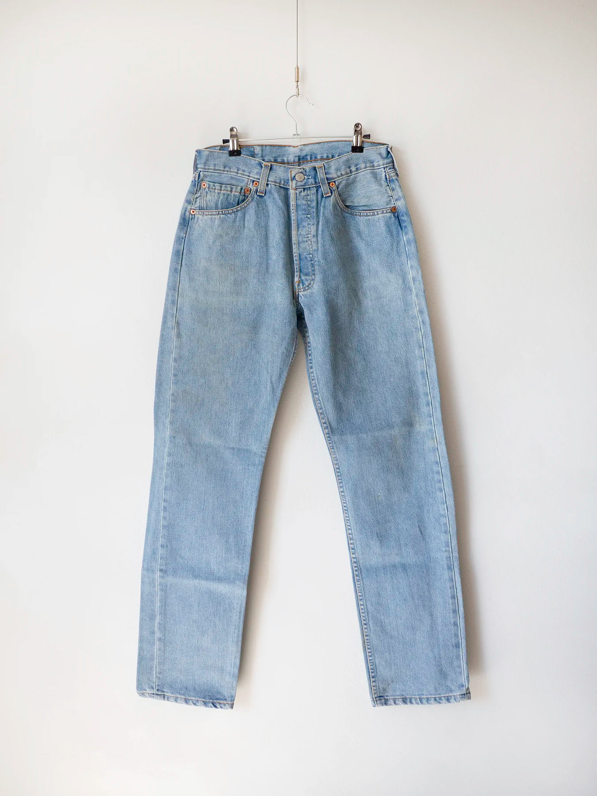Levi's vintage 501 medium blue (29x34)