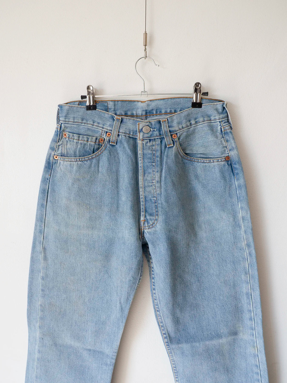 Levi's vintage 501 medium blue (29x34)