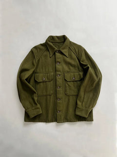 Vintage OG-108 wool uniform shirts from the 50s–70s era. The name derives from “Olive Green 108,” a dark green color made for military use. First pattern.