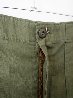 Zip originale a marchio Scovill sui pantaloni militari OG 507 vintage