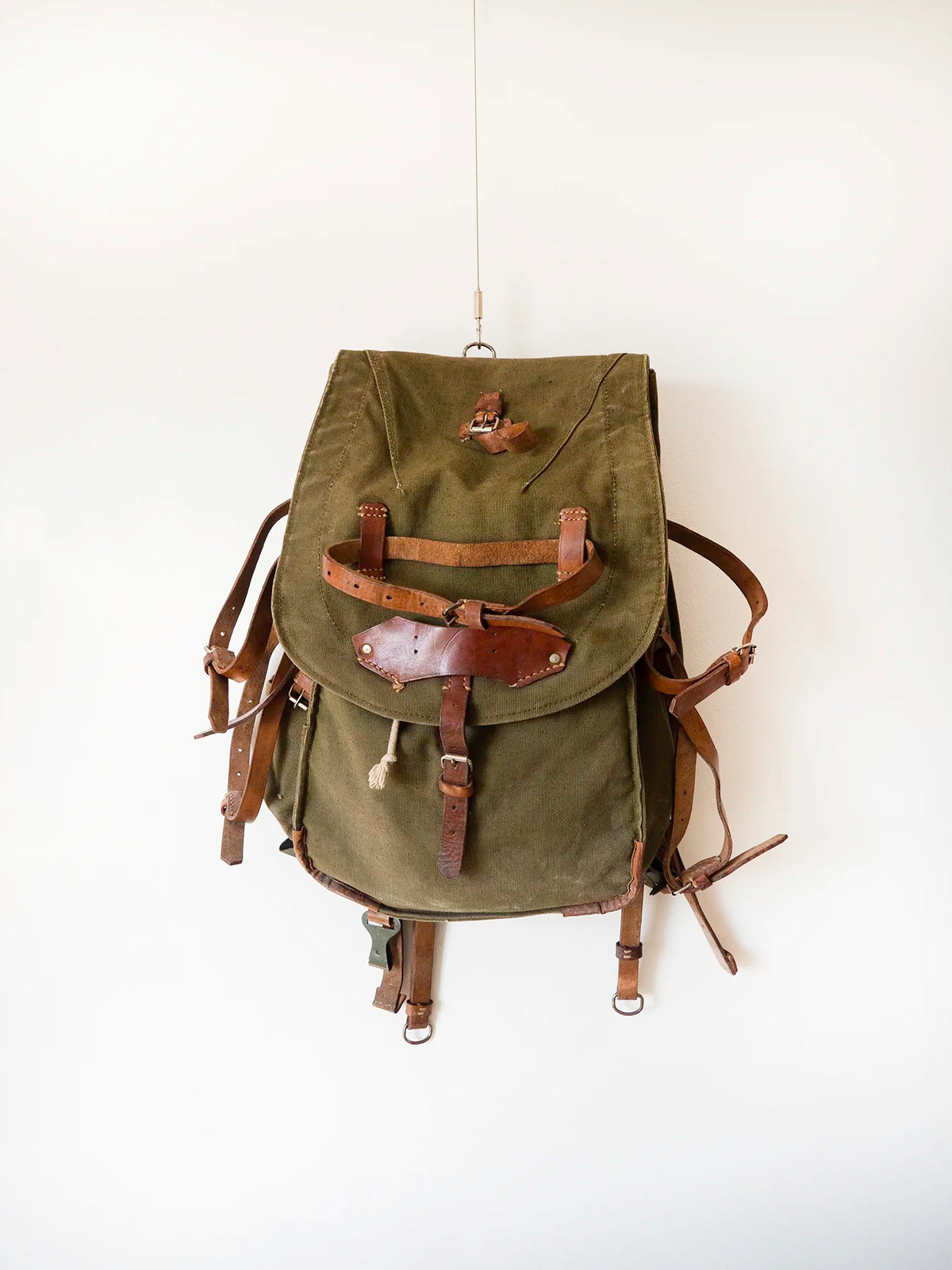 Vintage Romanian Armed Forces army backpack
