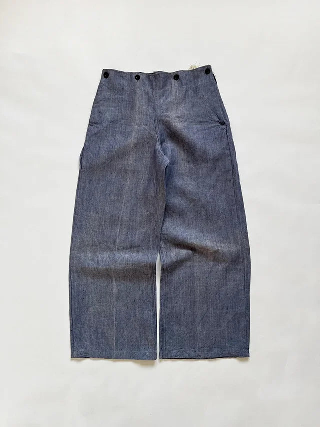 French Navy blue ramie sailor trousers, dating back to the 1960s. Made of ramie, a lightweight and highly breathable natural fiber. Created by the French Navy.