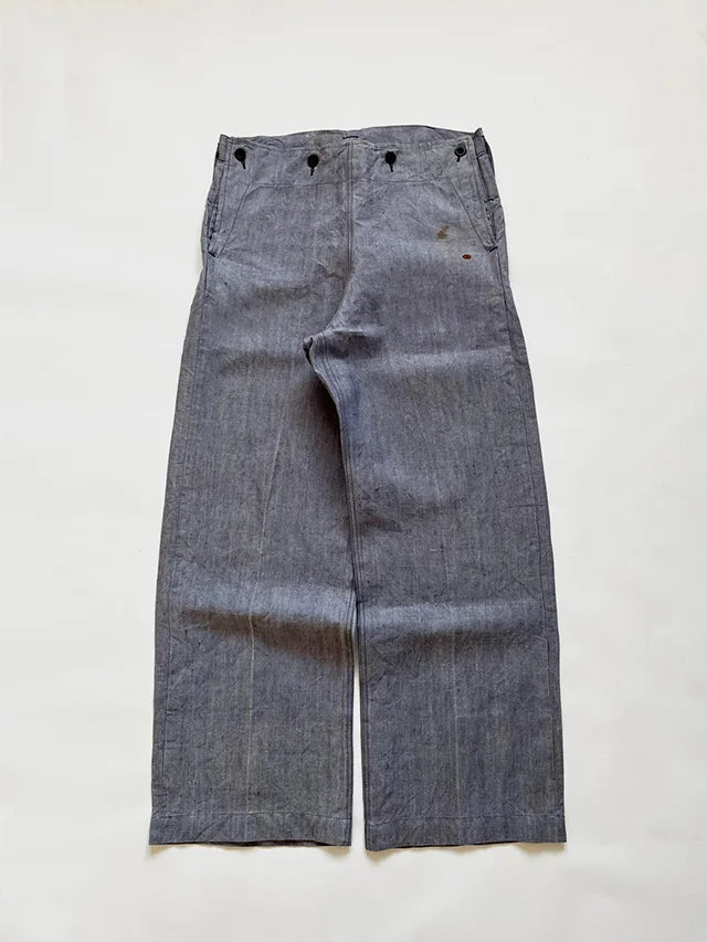 French Navy blue ramie sailor trousers, dating back to the 1950s. Made of ramie, a lightweight and highly breathable natural fiber. Created by the French Navy.