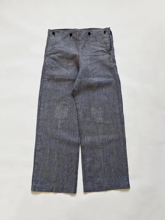 French Navy blue ramie sailor trousers, dating back to the 1950s. Made of ramie, a lightweight and highly breathable natural fiber. Created by the French Navy.