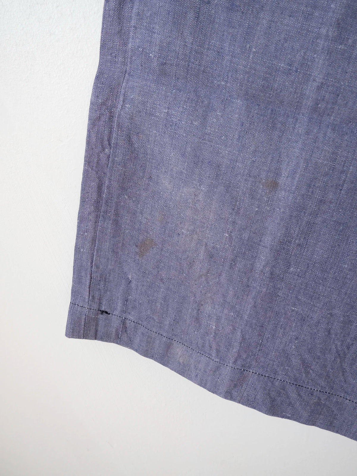 Dettaglio dell'orlo, pantaloni Marina Francese in ramie anni '50